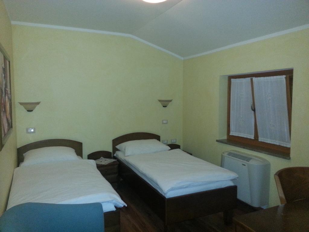 Arkade Turizem Villa Crnice Ruang foto